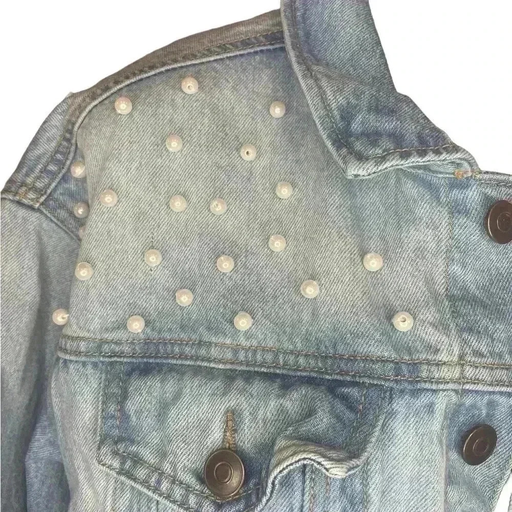 Forever 21 customized personalized denim jacket with WIFE OF THE PARTY oversized - Picture 6 of 6